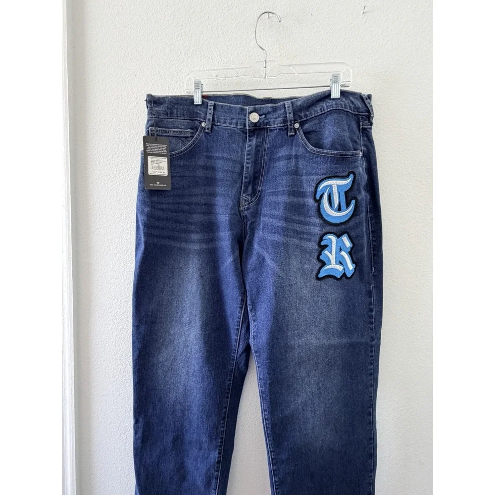 NWT True Religion Bobby Applique Baggy Fit Jeans Men Medium Blaze Wash Size 36